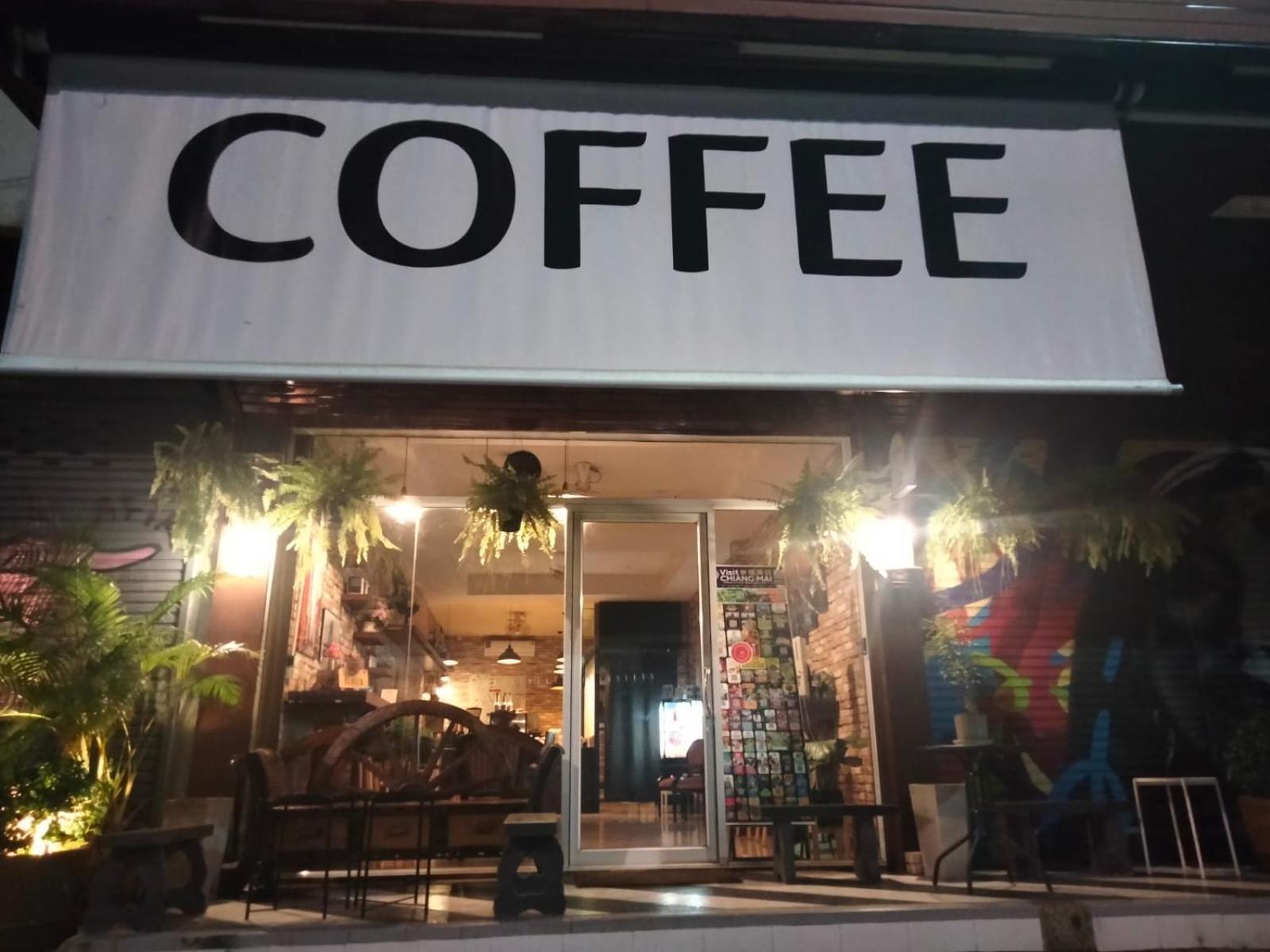 Chaiyee Coffee Chiang Mai Exterior foto